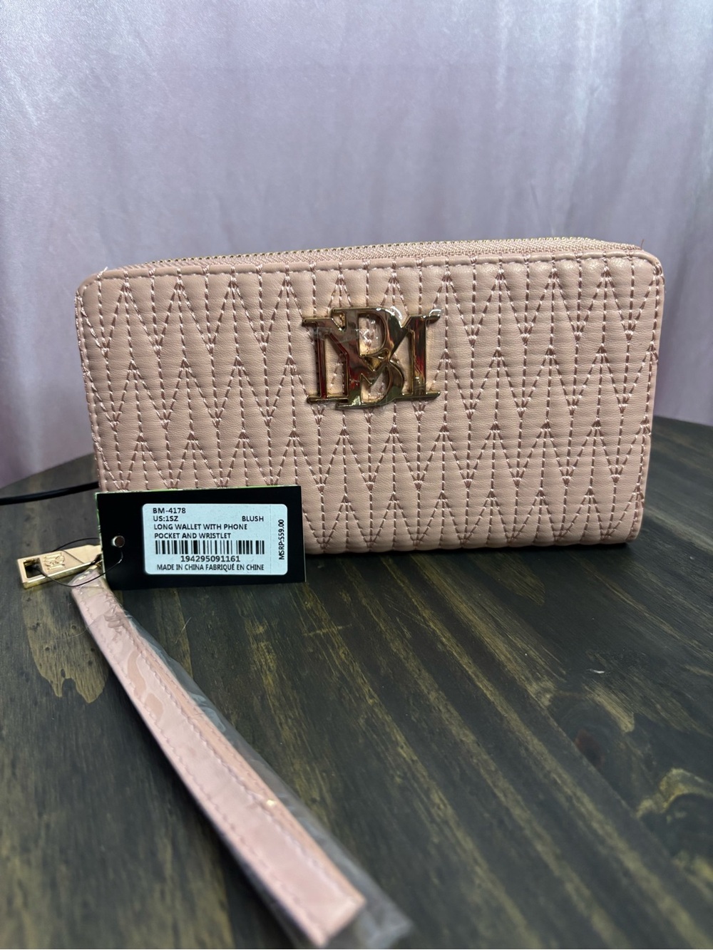 Badgley Mischka Blush Quilted Zip Wristlet